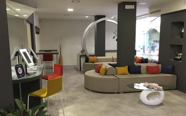 La Villa, Sure Hotel Collection by Best Western