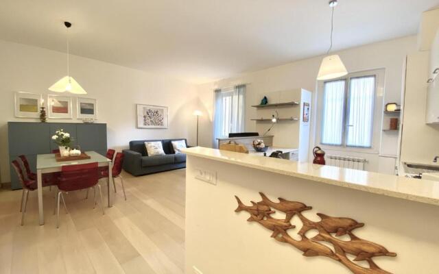CasaViva-Lovely Bilo in Santa with AC