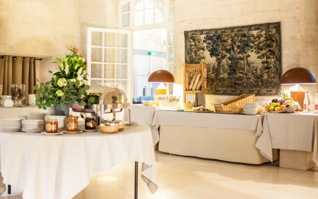 Hotel Cloitre St Louis