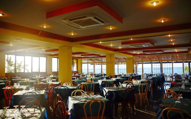FV Hotels Baia Tropea Resort