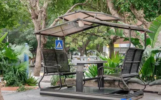 Qiahao Courtyard · Chinese Tea Lodge