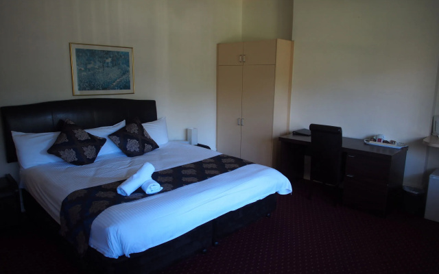Northshore Hotel