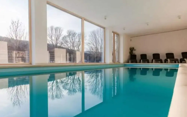 Comfortable Villa With Pool
