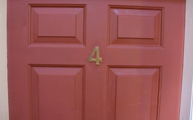Niddry Street Apartments