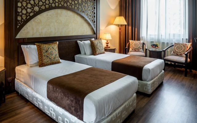 Hotel "ORIENT STAR"