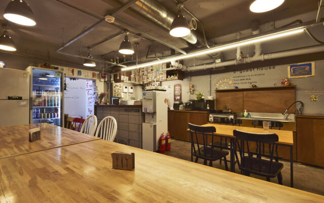 G Guesthouse Itaewon In Seoul  - Hostel