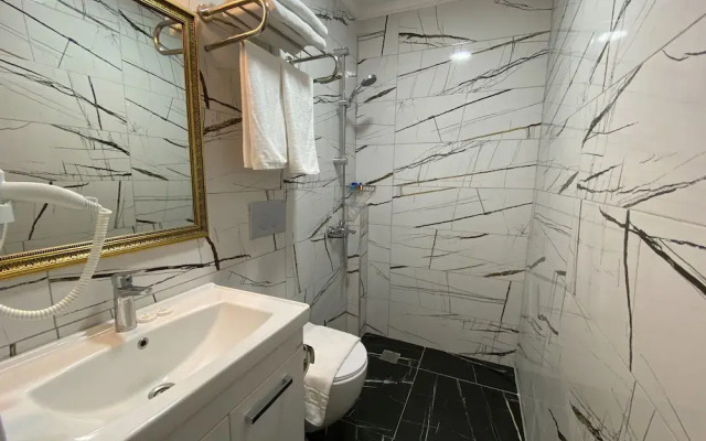 Castle's Light Boutique Hotel