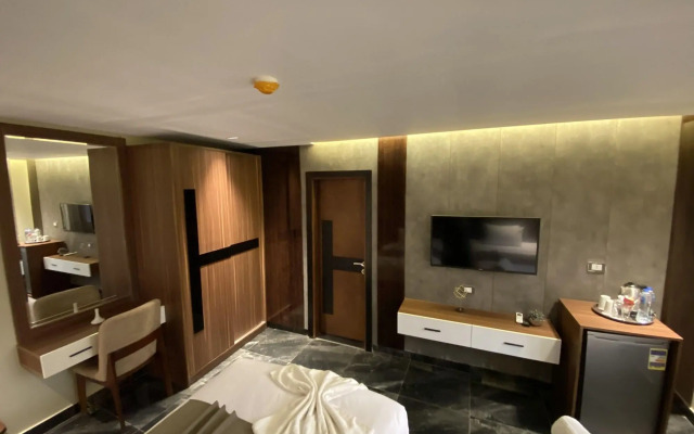 The View Delta Hotel