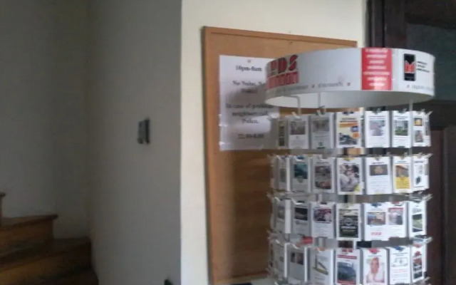 1st Apartments and Hostel