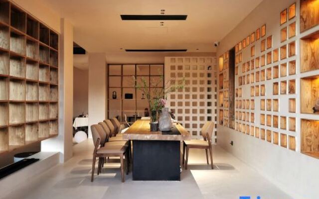 Yinyu Mountain View Holiday Beauty