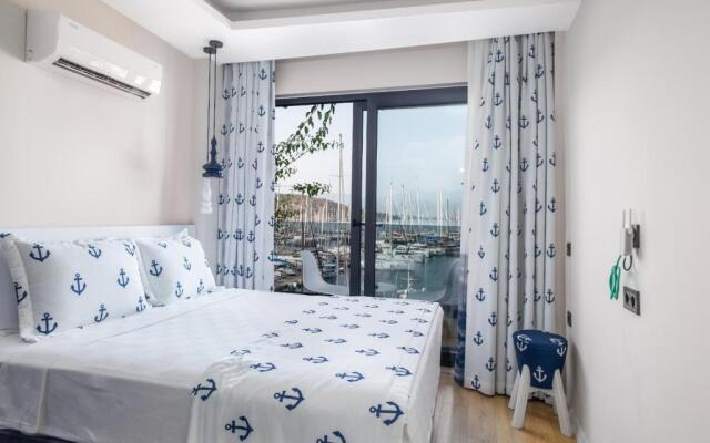Ece Marina Suites