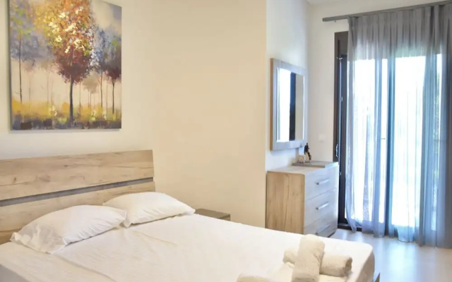 Luxury Rental Villa for 14 People