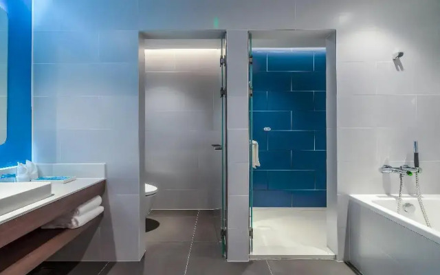 Holiday Inn Express Nanjing Jiangbei Yushan by IHG