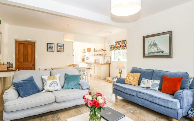 8 Melinda Cottage
