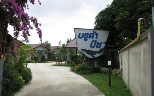 Bryde's Beach Resort