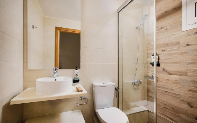 Malia Bay Beach Hotel & Bungalows