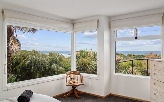 Smith Beach Getaways Beachwood Luxury Villa