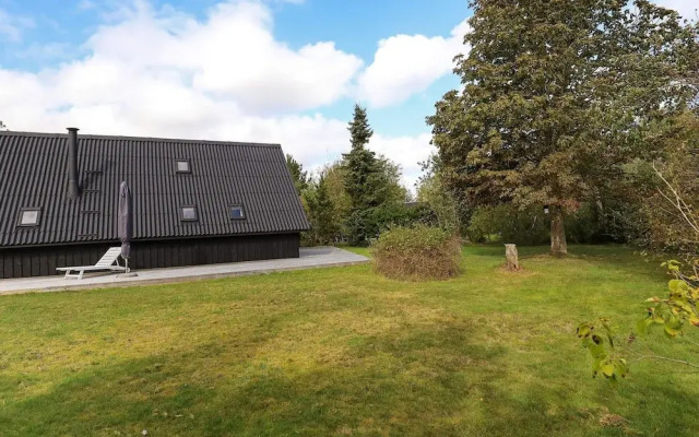 5 Person Holiday Home in Hals