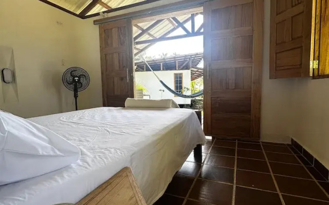Pacific Waves Hostel & Surf