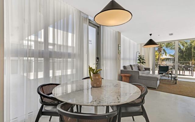 Roami at 250 Collins