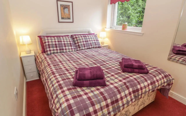 Troloss Lodge