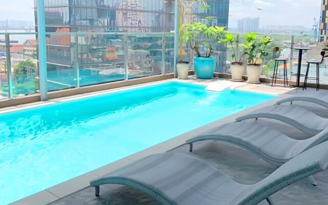 Blue Diamond New Hotel