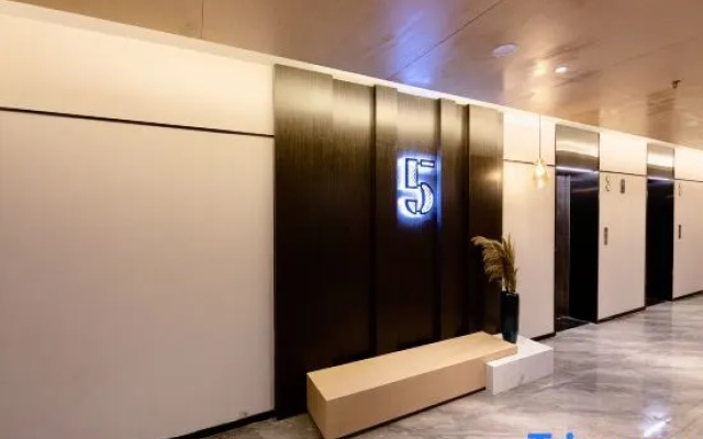 ZMAX Manxi Hotel (Shijiazhuang Yuhua Wanda Plaza Century Park Branch)