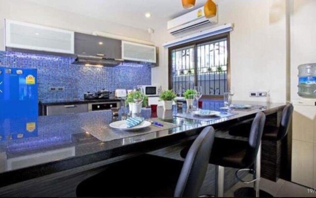 Pool Villa Tanzanite near Walking Street