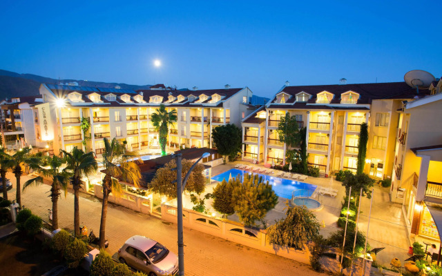 Club Amaris Apartment