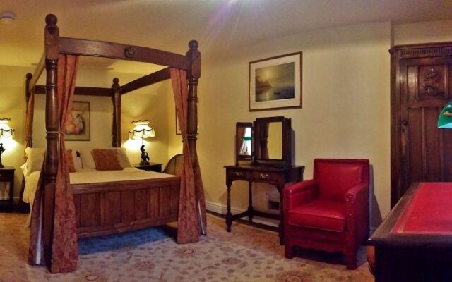 The Firecat Country House B&B
