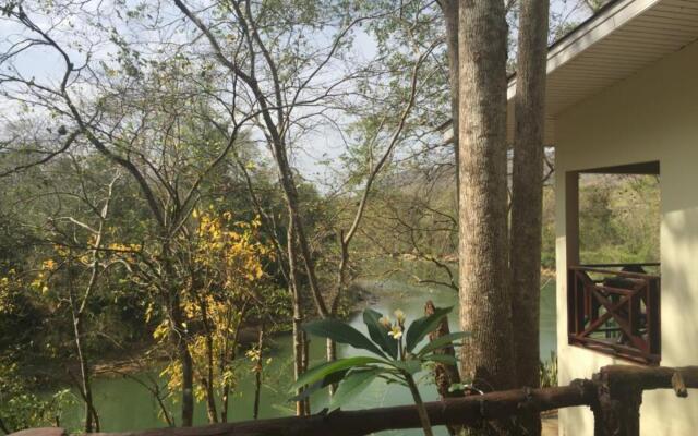 Saiyok River House