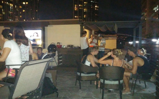 The Beach Waikiki Boutique Hostel