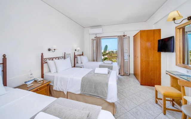 Socrates Hotel Malia Beach