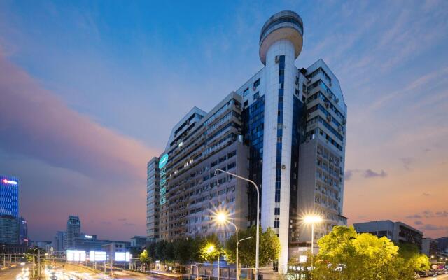 Hanting Hotel Wuhan Hongshan Plaza Subway Station