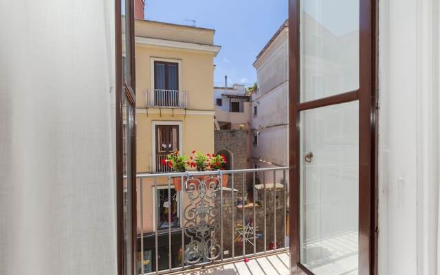 Deluxe Home in Sorrento Old Town