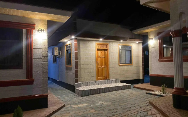 Eagle Cottages