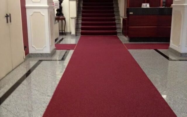 Green Park Hotel