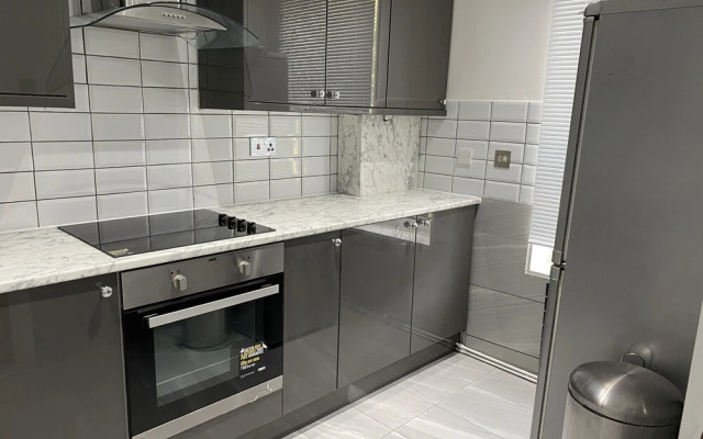 Luxurious 2-bed Apartment in Woolwich, London