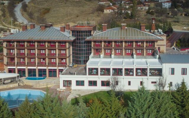 Bonjur Hotel Thermal & Wellness Club