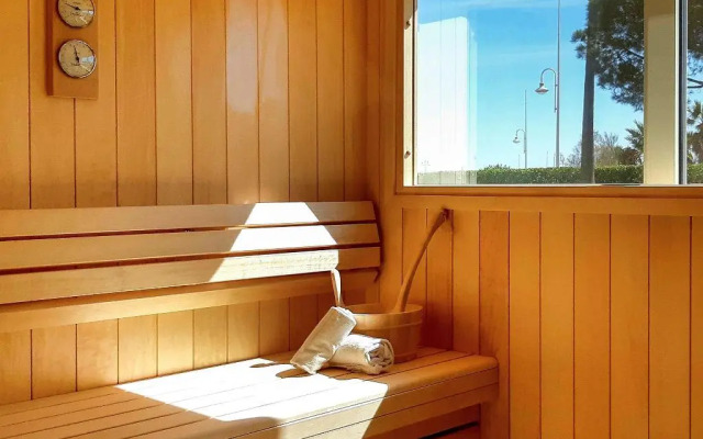 Mercure Thalasso and Spa Port Frejus