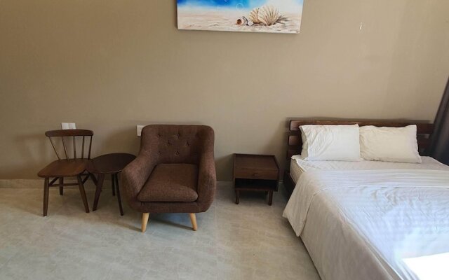 Oyo 990 Home 2 Hotel