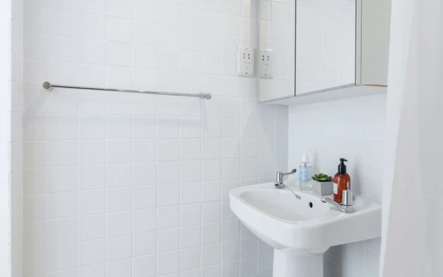 Distinctive apartment for 3 with mezz
