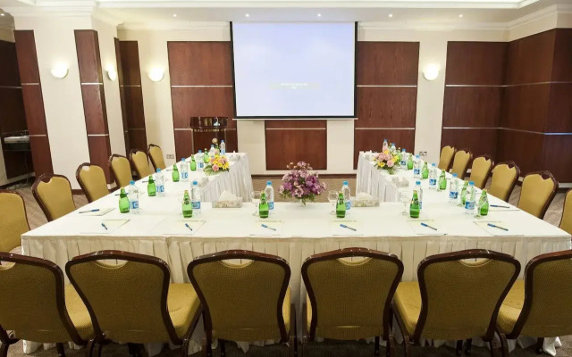 Retaj Al Rayyan Hotel