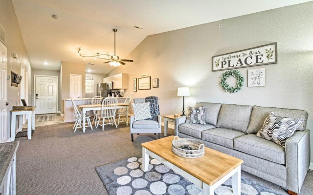 Condo w/ Pool Access: 3 Mi to Branson Strip!