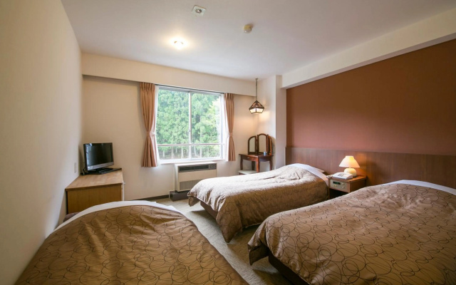 Hakuba Highland Hotel – Guest Rooms – Hakuba