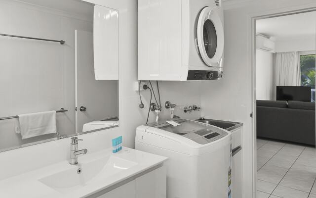 Agincourt Beachfront Apartments