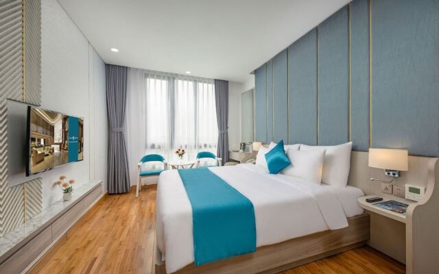 Calix Hotel Da Nang Beach