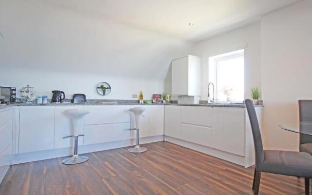 Sea front luxury apartment with sea views