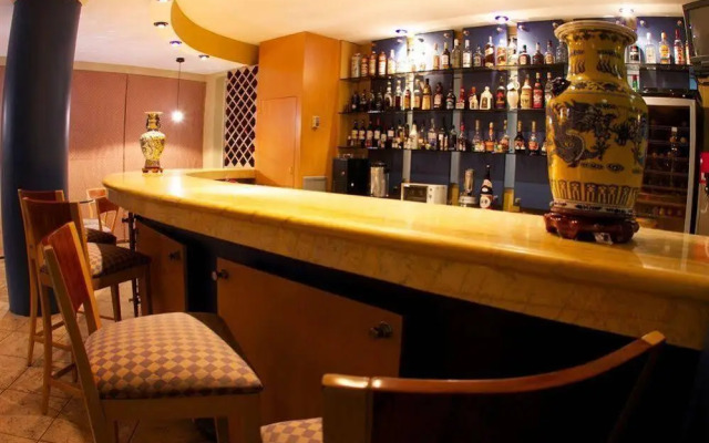 Hotel Lun Fun Manta