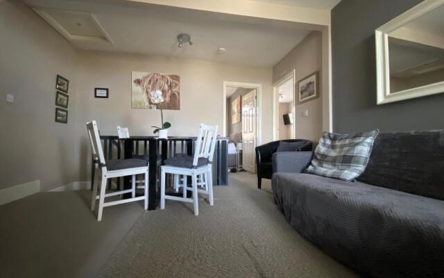 Eclipse Apartment No 2